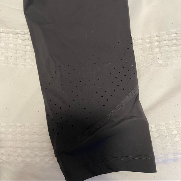 Lululemon grey leggings - Picture 4 of 4
